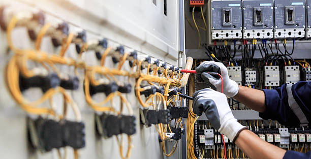 Professional Electrician technician working in Brownfields, LA